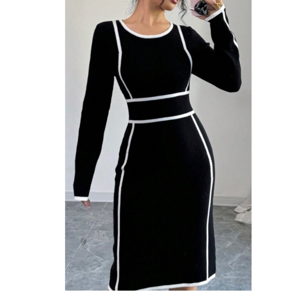SALE🎈NWOT GORGEOUS SOFT ELEGANT KNIT DRESS WITH DESIGNED TO FLATTER! - Picture 3 of 8